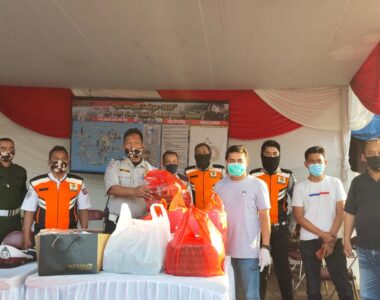 Alumni SMANSA Bogor Kembali Berbagi Takjil dengan Para Petugas PSBB